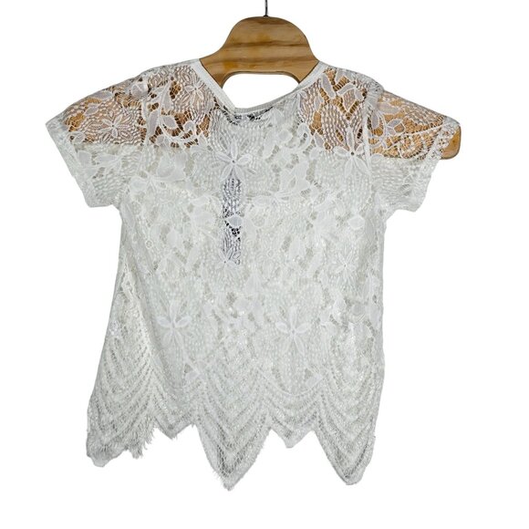 BKE Botique Lace‎ Overshirt Small Women's White Short Sleeve - Picture 2 of 4